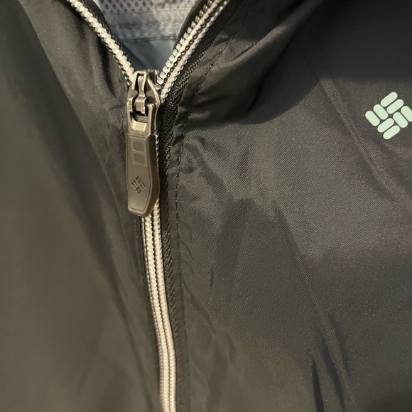 Columbia women’s collared rain jacket with mesh lining size small long sleeves - Picture 11 of 13